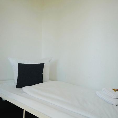 Apartment In Ruhiger Lage-Waschmaschine-Balkon Вольфсбург Экстерьер фото